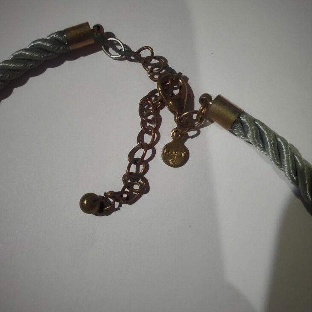 BOGO ANN TAYLOR LOFT STATEMENT NECKLACE  LUMINESCENT BEADS 22" W/ 2" EXTENDER - Picture 2 of 2